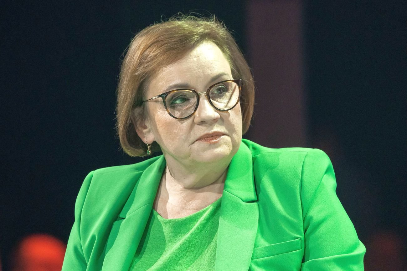 Anna Zalewska, była ministra edukacji, ubolewa nad ograniczeniem lekcji religii w szkołach