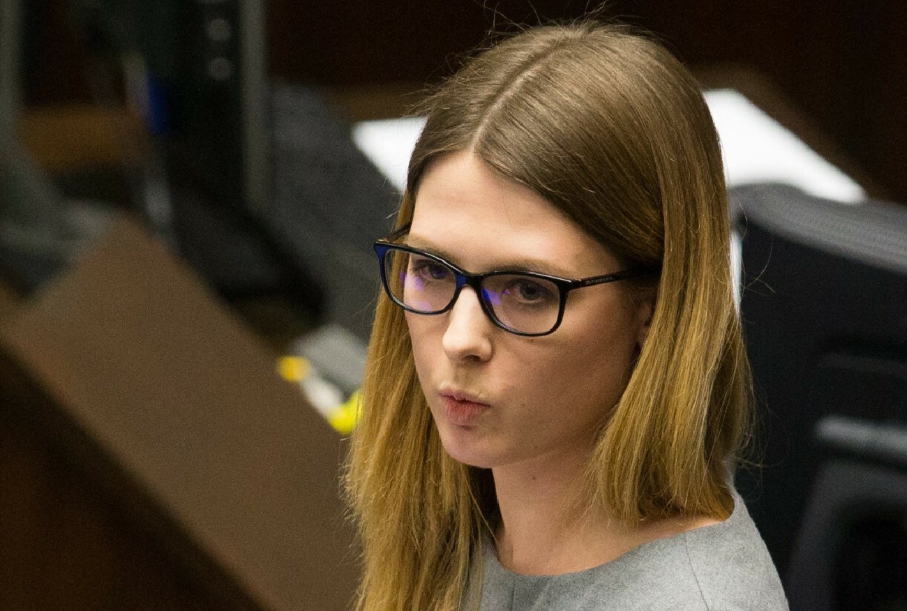 Asystentka Elżbiety Zielińskiej z PiS przed sądem. Poważne zarzuty