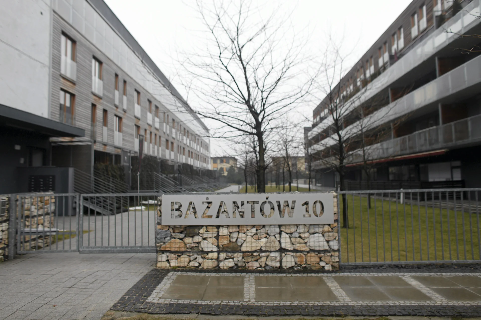 Zamknięte osiedle w Katowicach. Bo lemingi są nie tylko w Warszawie