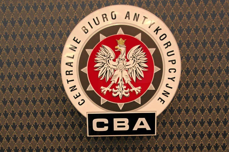 Dwoje zatrzymanych przez CBA było parą. Janusz J. i Monika F. z MSZ