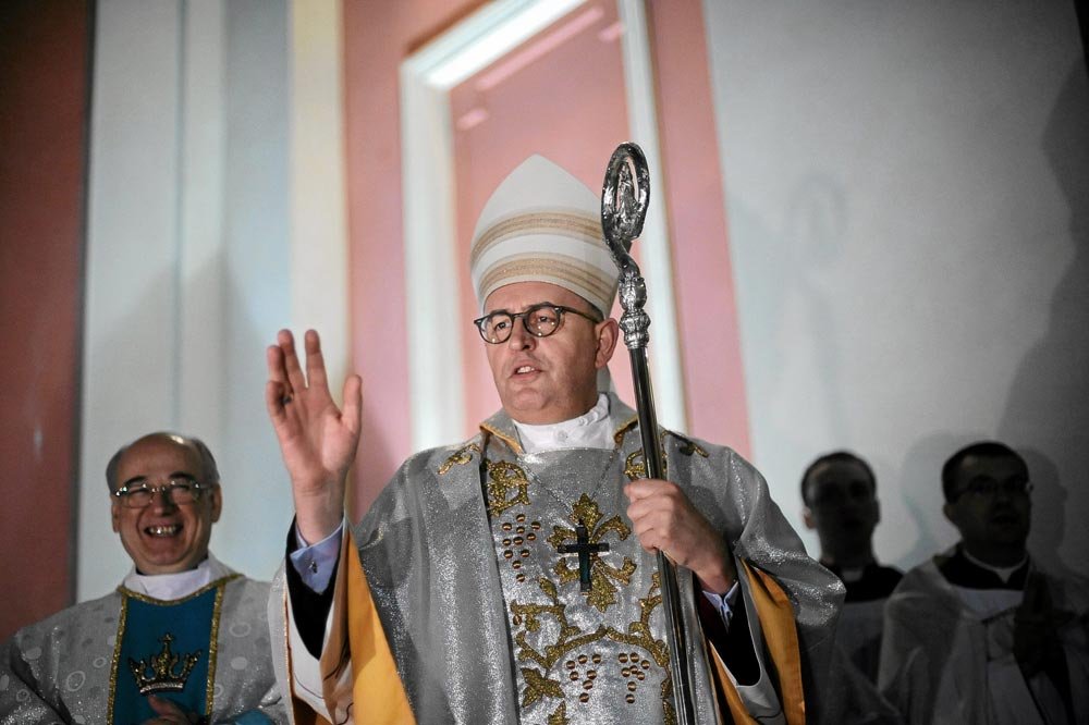 Biskup Piotr Jarecki