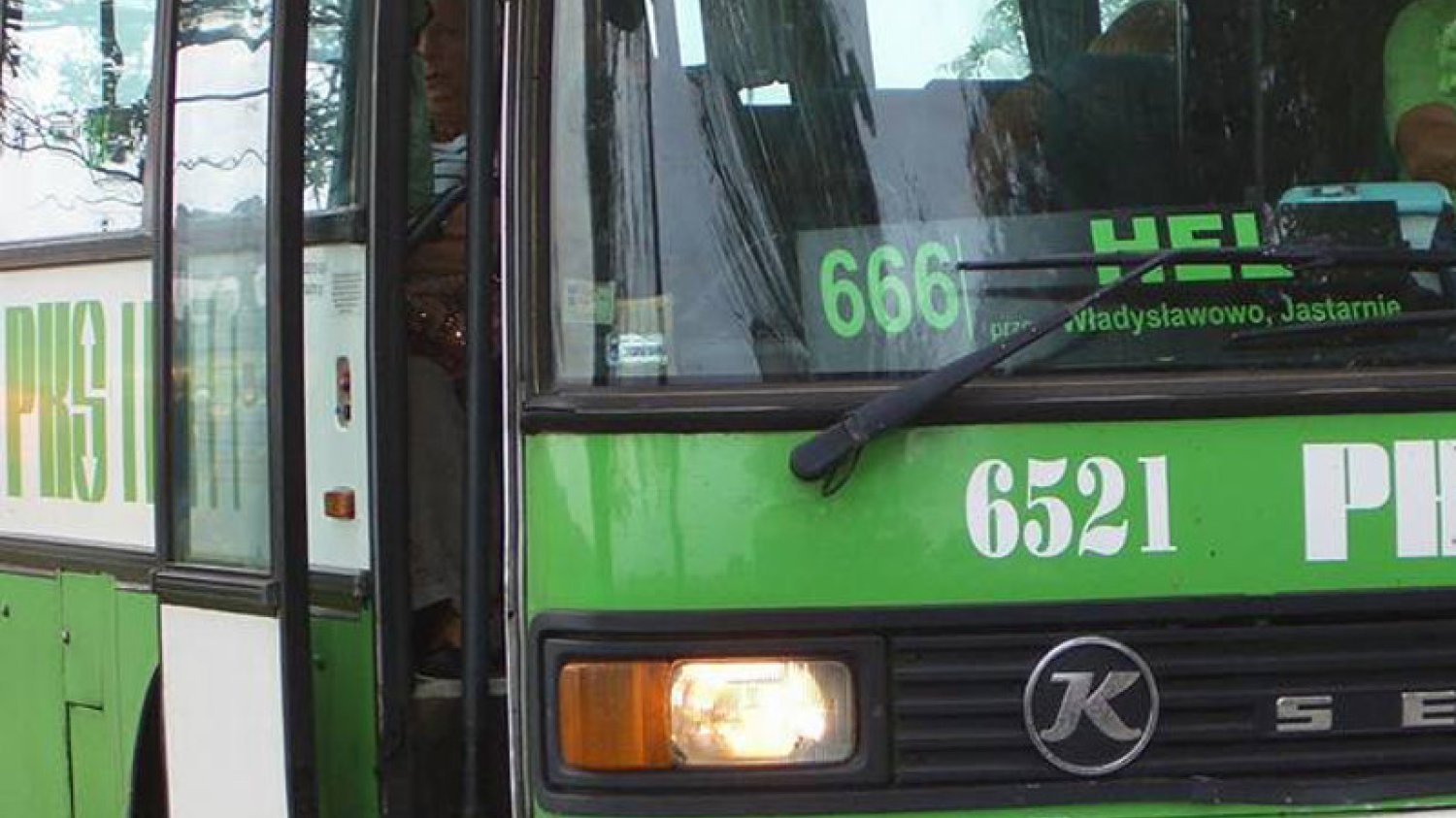 Afera z autobusem o numerze 666 rozkręca się na dobre.