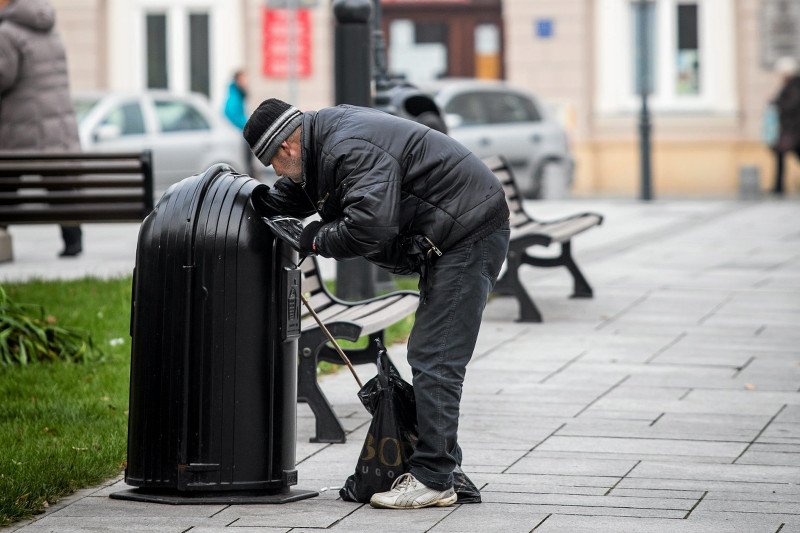"Ofiarom Balcerowicza"cokolwiek się należy? Mogą nimi być nawet 30-letni hipsterzy. "Niektórzy mają pecha"