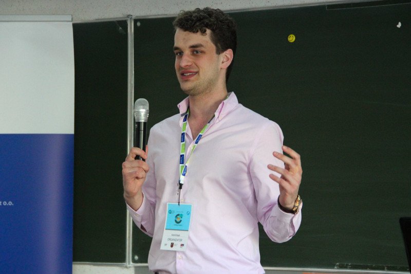 Kamil Bujel, prezes Fundacji Młodzieży Activis, o wyborze nowego RPD i o zamieszaniu z tym związanym w Radzie Dzieci i Młodzieży.