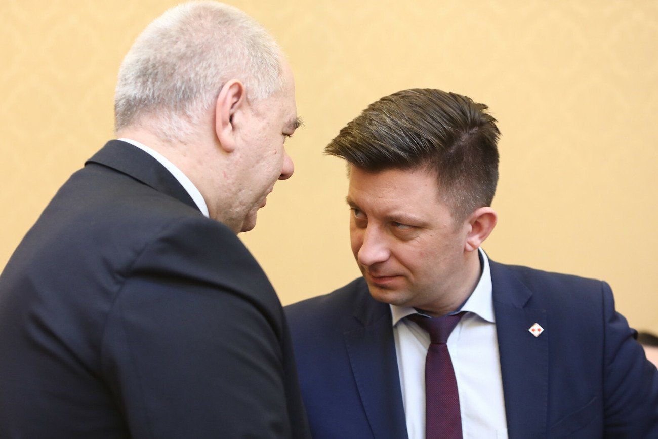 Mateusz Morawiecki miał pytać Michała Dworczyka i Jacka Sasina, czy na kampanię billboardową można przeznaczyć pieniądze z rezerwy ogólnej.