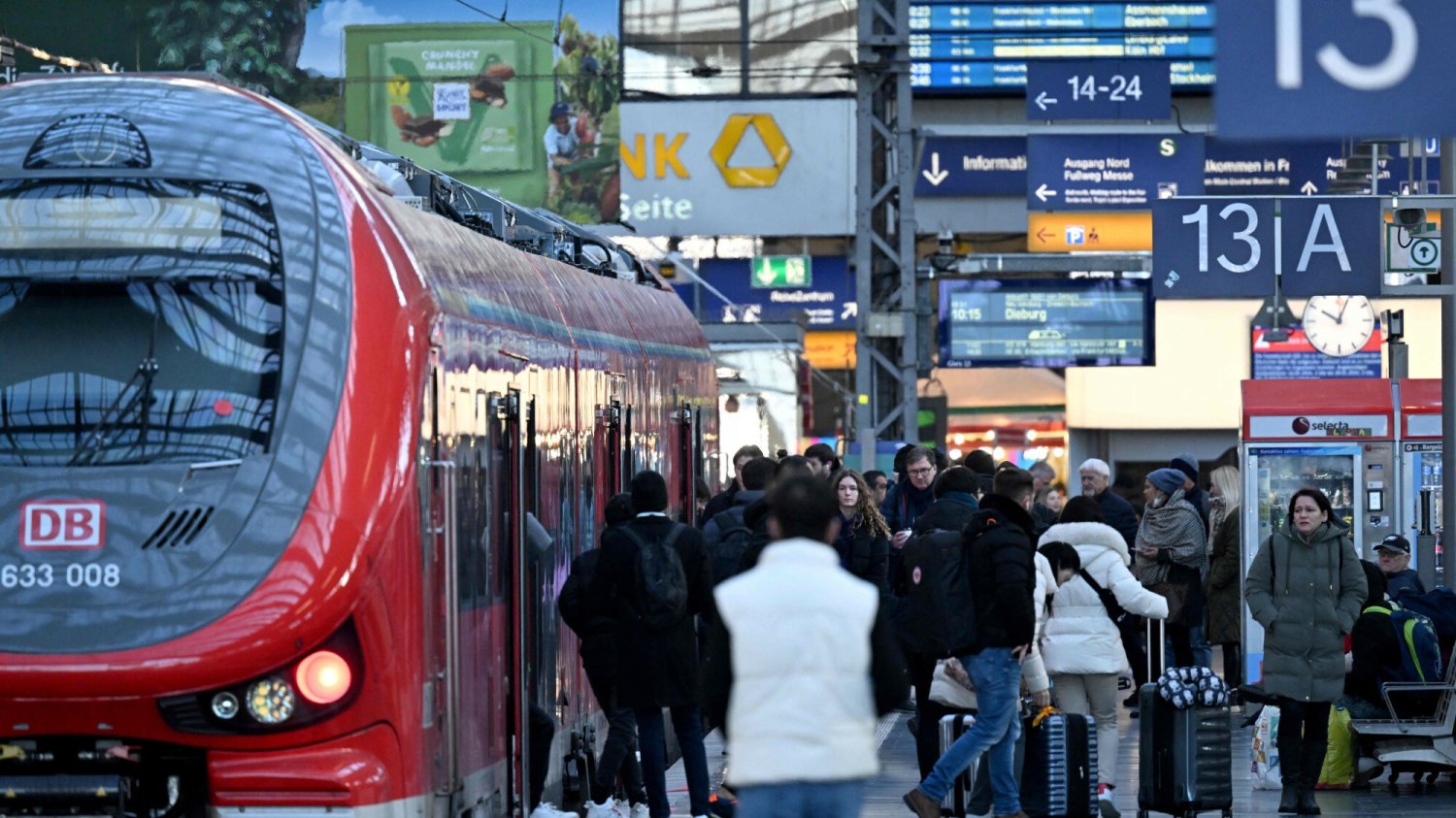 Tyle Niemcy wydali na odszkodowania za opóźnienia pociągów. Padła rekordowa kwota Niemiecka kolej. Rekordowe odszkodowania dla podróżnych