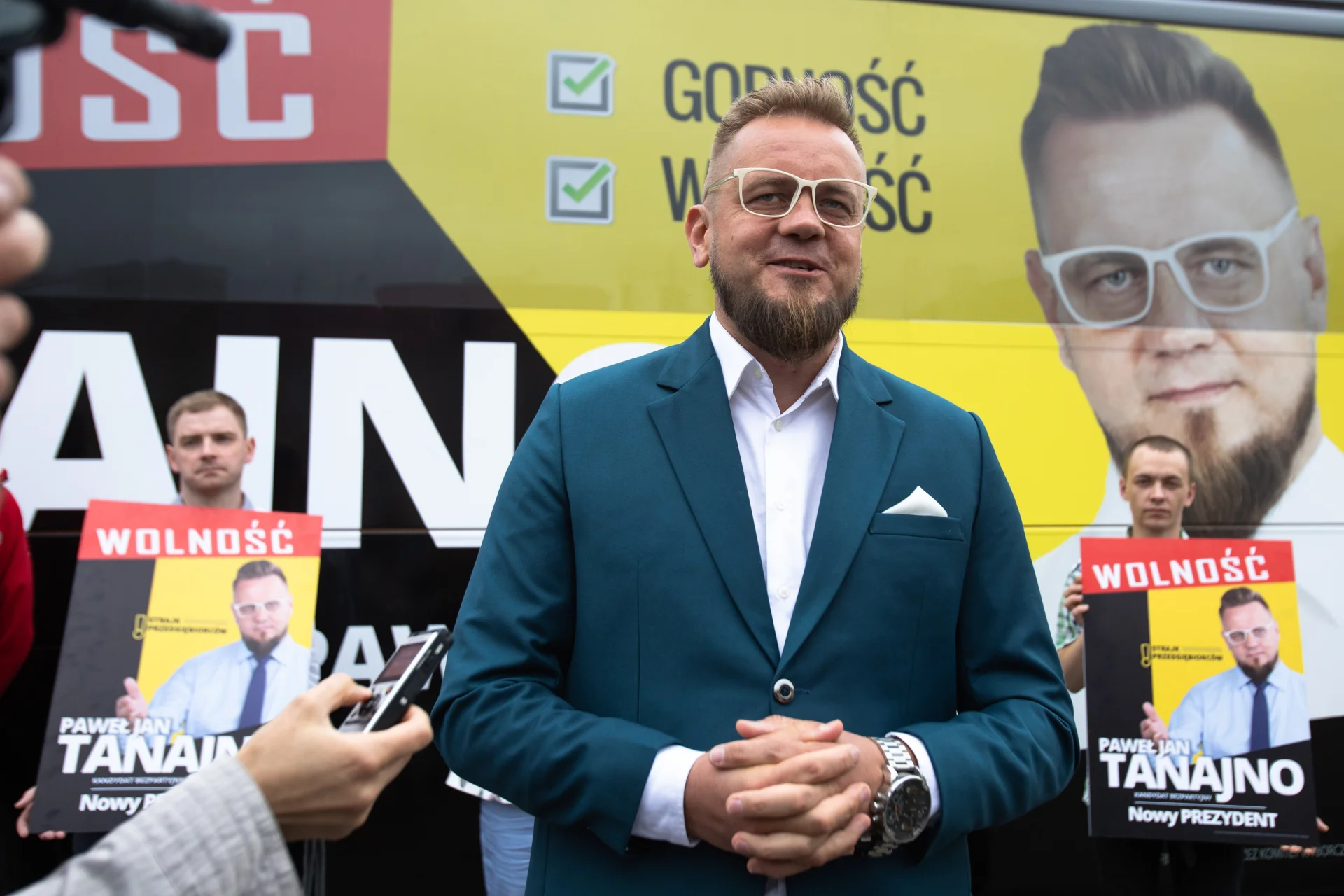 Najmniejsze poparcie z 11 kandydatów zdobył Mirosław Piotrowski. Tylko on spośród wszystkich polityków, którzy zdobyli mniej niż 1 proc. głosów podziękował Polakom za udział w wyborach. Wybory prezydenckie 2020. Kandydaci z najmniejszym poparciem. Wyniki exit polls