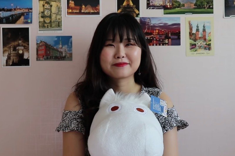 Korenka to studentka polonistyki z Seulu. Jej kanał na YouTubie istnieje dopiero kilka miesięcy, ale już ma mnóstwo stałych obserwatorów