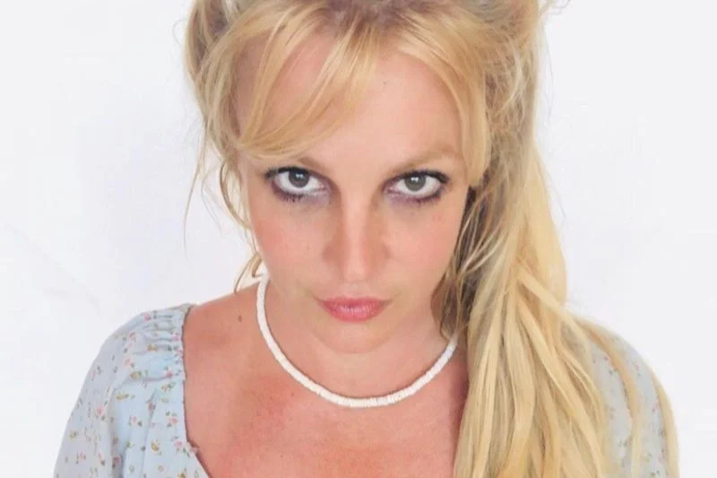 Fani uważają, że Britney Spears potrzebuje ratunku.