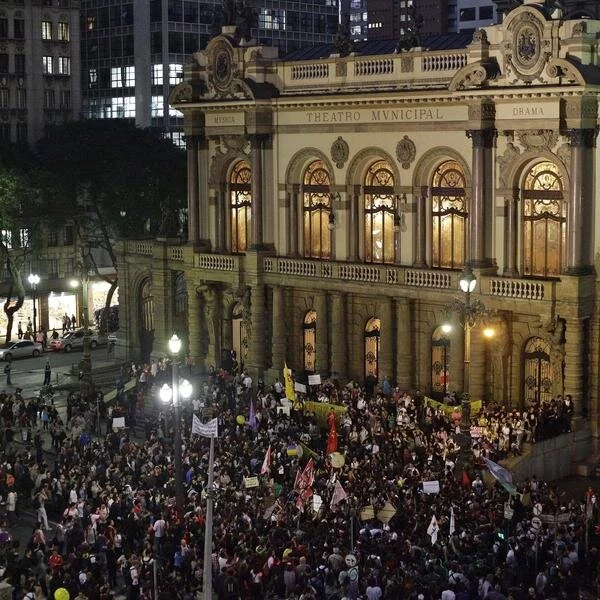 Protesty Brazylijczyków w Sao Paulo