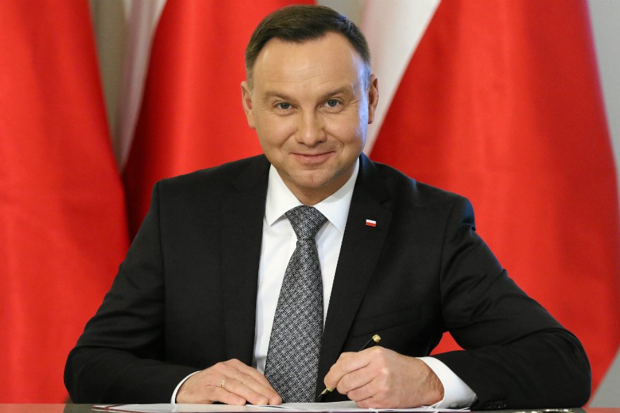 Andrzej Duda podpisał ustawę o IPN.