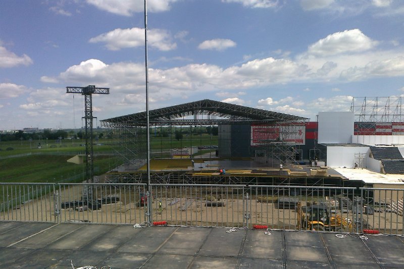 Zbliżające się Światowe Dni Młodzieży to gigantyczne przedsięwzięcie nie tylko od strony organizacyjnej i logistycznej, ale także technologicznej. Tym ostatnim aspektem zajmuje się firma Orange