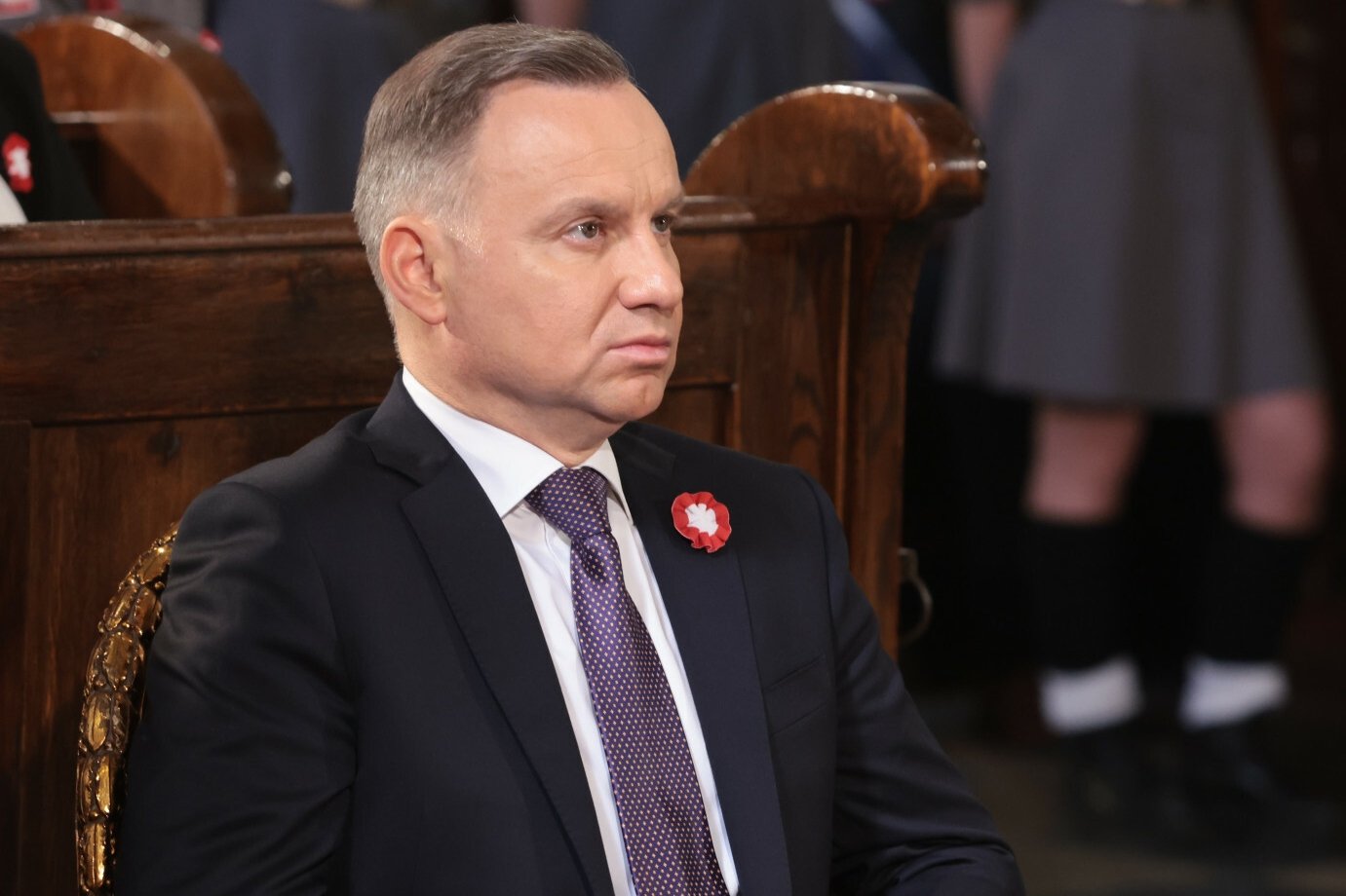 Duda wykluczył się z Kościoła? Znany duchowny postawił mocną tezę.