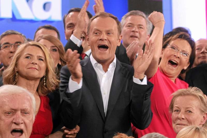 Tak Platforma Obywatelska cieszyła się z wygranych wyborów w 2011 roku. Zaraz potem wydała 2,5 tysiąca na nocny klub