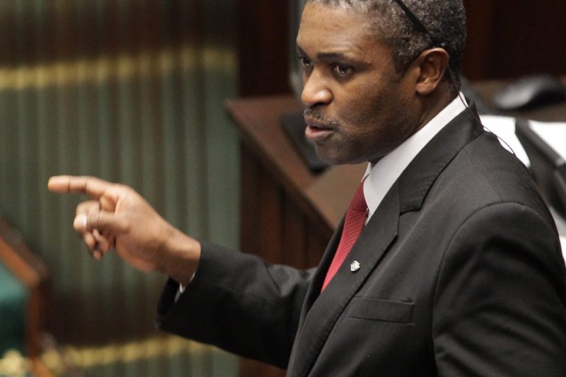 Głosowanie ws. konwencji stambulskiej. Tłumaczenie Killiona Munyamy.