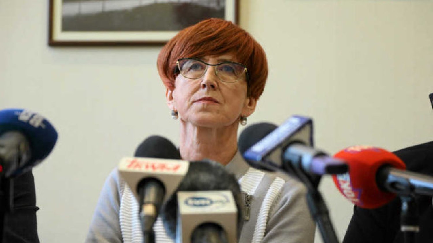 Minister Rafalska chciała podniesienia płacy minimalnej o 100 zł. Stanęło jednak na niższej kwocie.