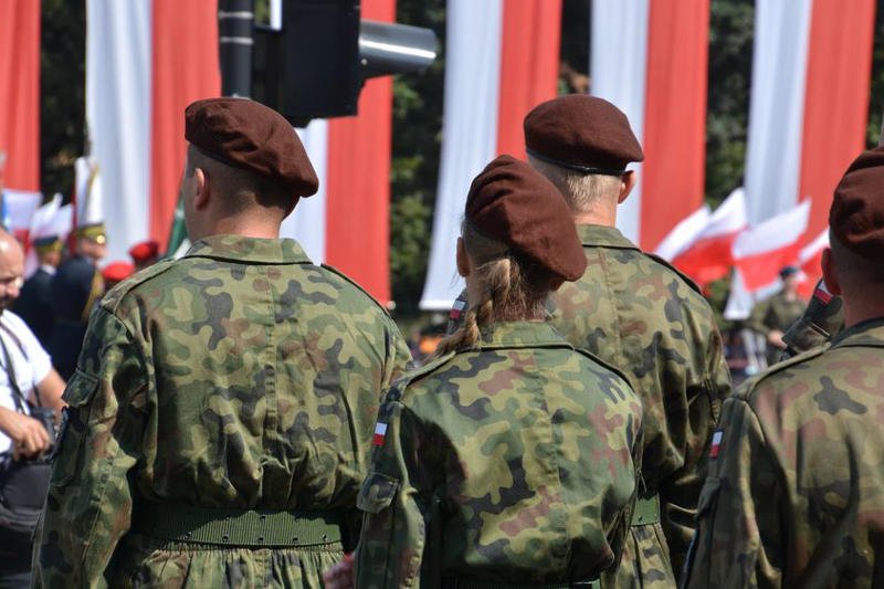 Do klasy narodowo - matematycznej idzie młodzież, która jest silnie związana z krajem i gotowa jego do obrony Polski.