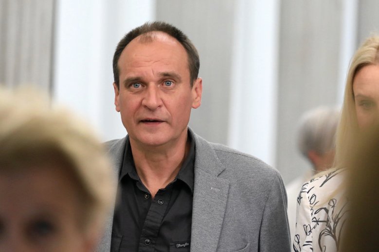 Paweł Kukiz stanie przed sądem z zarzutem przywłaszczenia sobie laptopa?