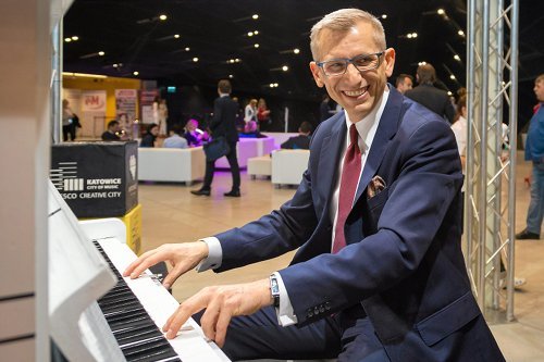 Czy szef NIK, Krzysztof Kwiatkowski zagra na nerwach PiS-owi? Ma teraz okazję.