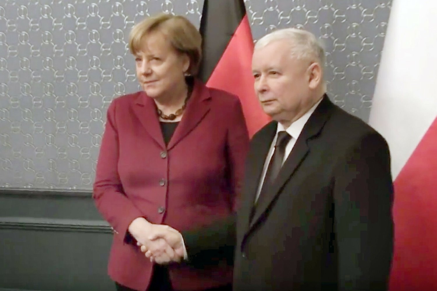 Jarosław Kaczyński miał potajemnie spotkać się z Angelą Merkel.
