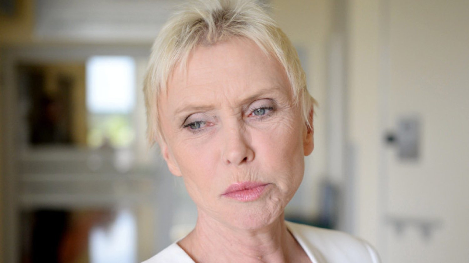 "Strasznie mi przykro, że coś takiego się stało". Ewa Błaszczyk mówi nam o zatrzymaniu terapeuty współpracującego z Kliniką Budzik pod zarzutem pedofilii.