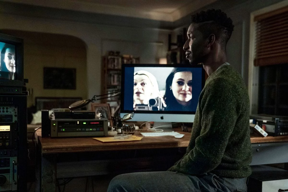 Mamoudou Athie jako Dan Turner w serialu "Archiwum 81".