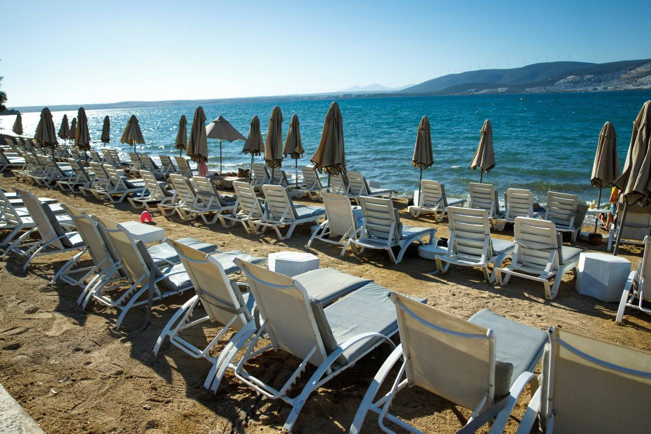 Gdzie wyjechać zimą z Polski? 10 ciepłych kierunków wakacyjnych