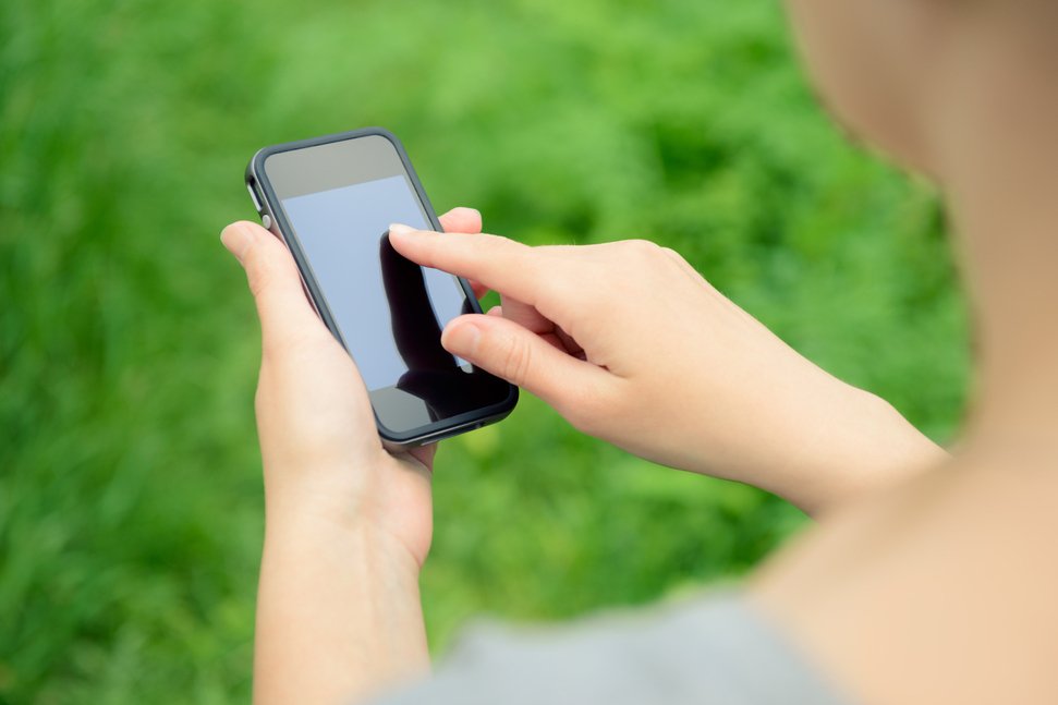 Czy szaleństwo wokół nowego iPhone'a może doprowadzić do "rasizmu technologicznego"?