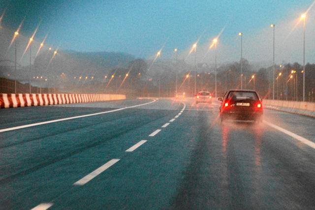 Komisja Europejska odblokowała pieniądze przeznaczone na inwestycje w polskie drogi