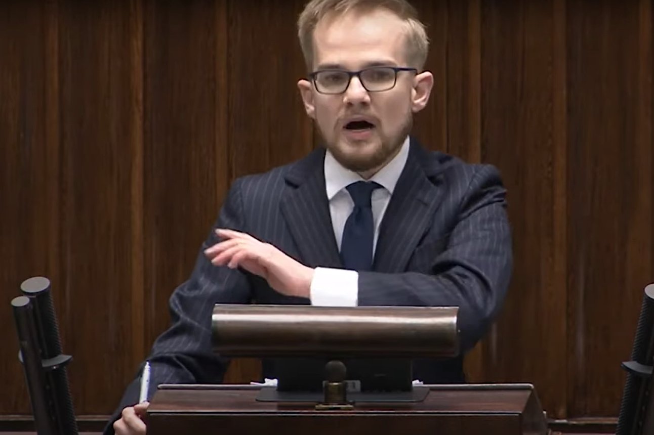 Wiceminister Piotr Patkowski chciał skrytykować Marka Belkę, ale niechcący wypowiedział się miażdżąco o Glapińskim.