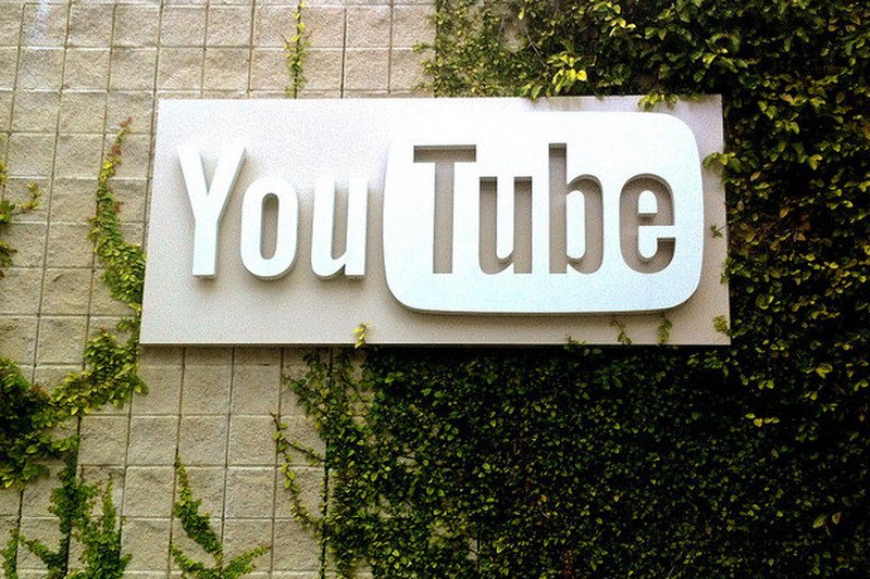 YouTube rozmawia z Hollywood. Chce stworzyć usługę konkurencyjną dla Netfliksa.