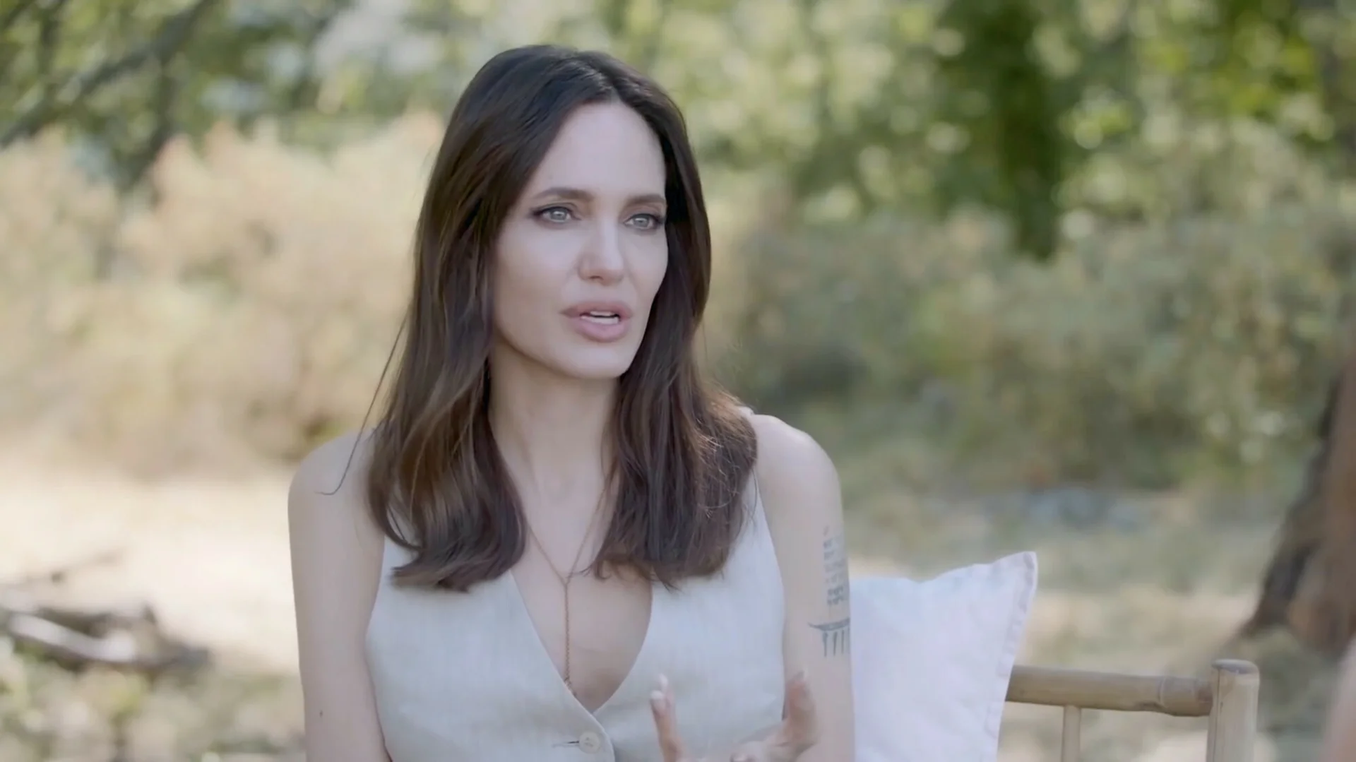 Angelina Jolie wydała książkę. Poradnik skupia się na prawach dziecka.