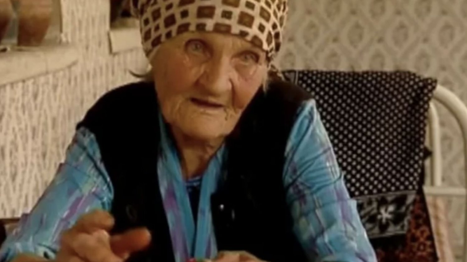 Fragment nagrania "Vladimir Putin Vera Putina’s Lost Son"