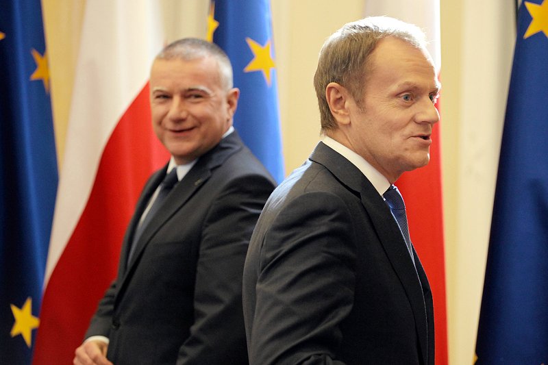 Paweł Graś na Twitterze kpi z twierdzeń, że sąd uwolnił Sławomira Nowaka, bo tego w TVN24 zażyczył sobie Donald Tusk.