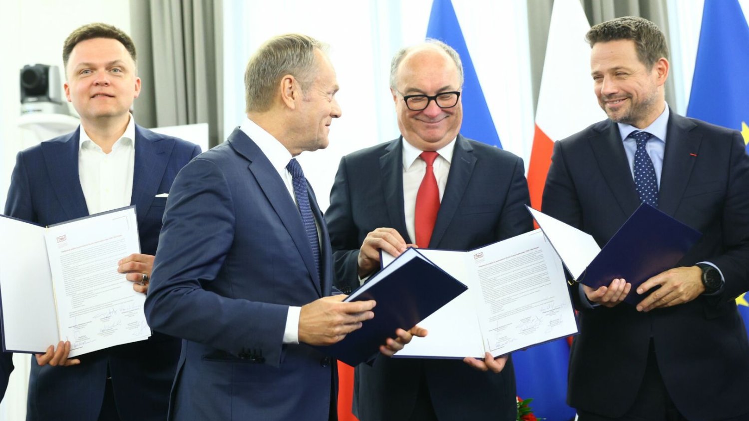 Kto jest najbardziej wpływowym politykiem opozycji? Zbadano to w sondażu.