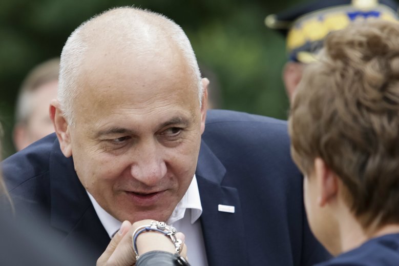 Joachim Brudziński stwierdził, że Justin Bieber też może krytykować PiS.