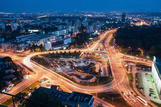 Kraków jest miastem z którego zadowolone jest aż 95 procent mieszkanek. Kraków miastem kobiet.