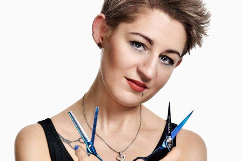 Branża beauty także otwiera się mimo decyzji rządu o wstrzymaniu ich działalności z powodu epidemii.