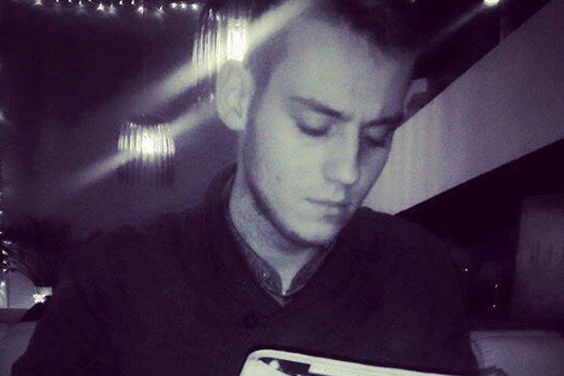 Ziemowit Kossakowski przekonuje, że był tylko lojalnym wykonawcą poleceń Samuela Pereiry i to szef zlecił mu napisanie tekstu o lekarzach rezydentach. PO tym tekście wybuchła afera i Kossakowski został zawieszony w TVP.