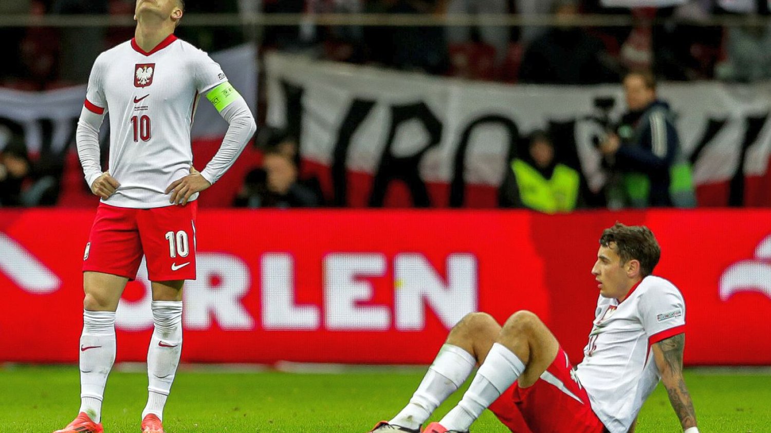 W naszą reprezentację nie wierzą chyba sami piłkarze. A gdyby tak przestać ich oglądać?