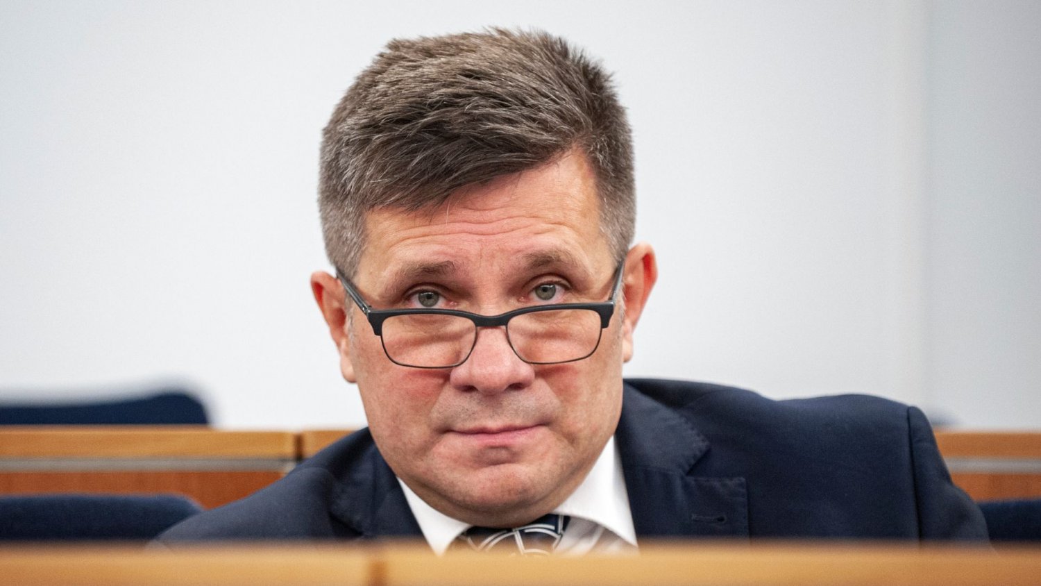 Jacek Włosowicz wyleciał też z klubu PiS. Bo atakuje "agresywnie jak PO"