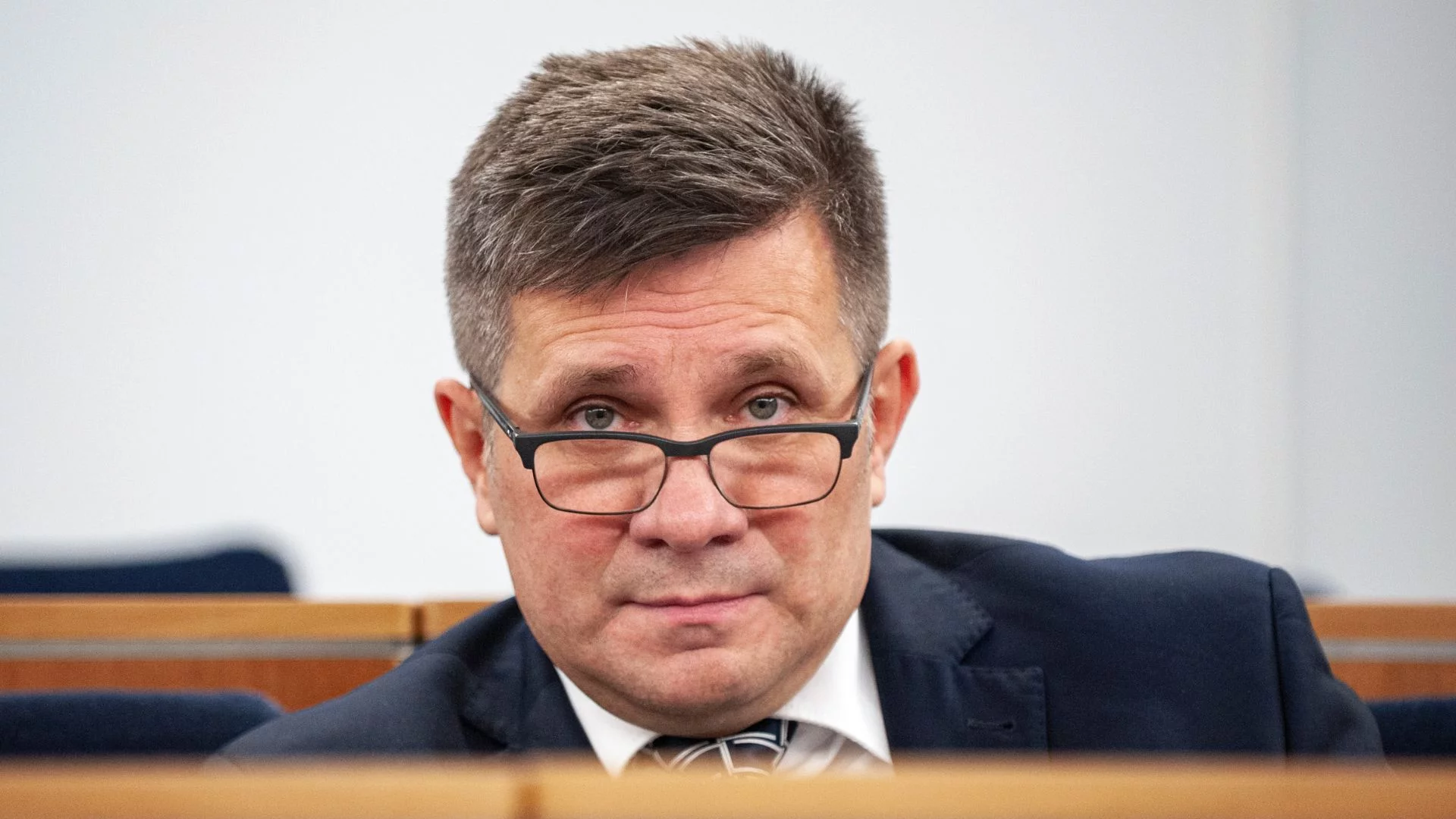 Jacek Włosowicz wyleciał też z klubu PiS. Bo atakuje "agresywnie jak PO"