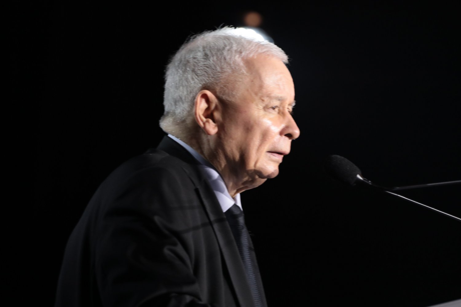 Jarosława Kaczyńskiego ws. lex TVN nie zatrzyma nawet Porozumienie - twierdzi rozmówca portalu gazeta.pl.