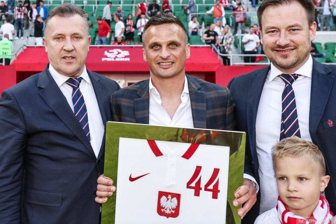 Sławomir Peszko został wyróżniony tuż przed rozpoczęciem meczu Polaków z Walijczykami we Wrocławiu.