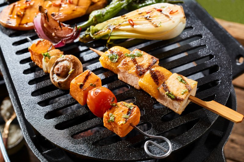 Lista produktów dla tych, którzy podczas nadchodzącej majówki chcą wrzucić na ruszt coś bezmięsnego.