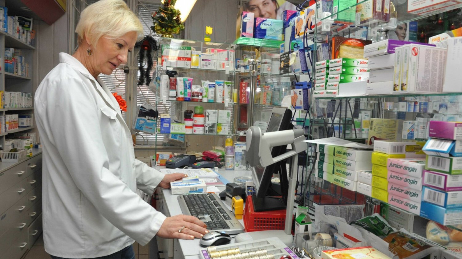 Farmaceuci i pacjenci skarżą się na problemy z dostępem do niektórych leków.