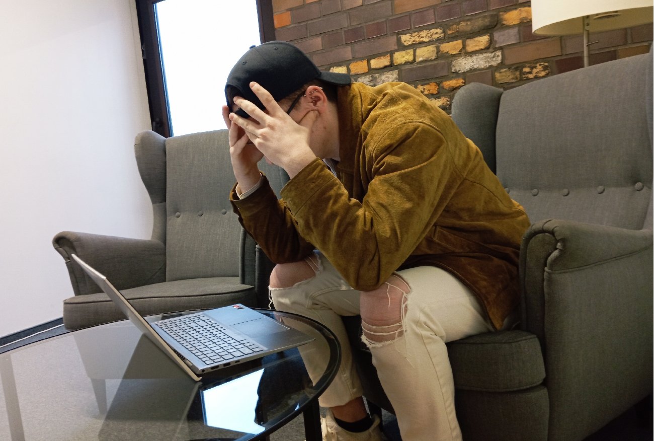 Wszedłem na "grupę wsparcia" dla mężczyzn. I wstyd mi, że jestem facetem.