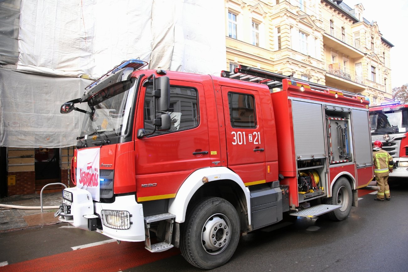 Seria pożarów w Polsce. Zapłonął duży sklep pod Poznaniem