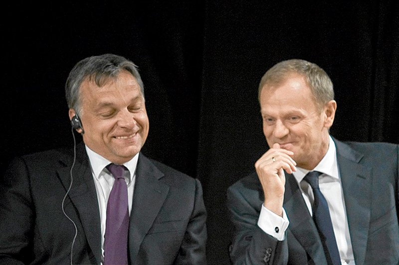 Trudno, by PiS zaszkodził Donaldowi Tuskowi, gdy za najważniejszych sojuszników obrał sobie przyjaciół szefa Rady Europejskiej.