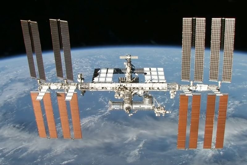 Międzynarodową Stację Kosmiczną będzie można zobaczyć gołym okiem nad Polską przez kilka dni.